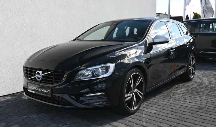 wielkopolskie Volvo V60 cena 65900 przebieg: 205863, rok produkcji 2016 z Szamotuły